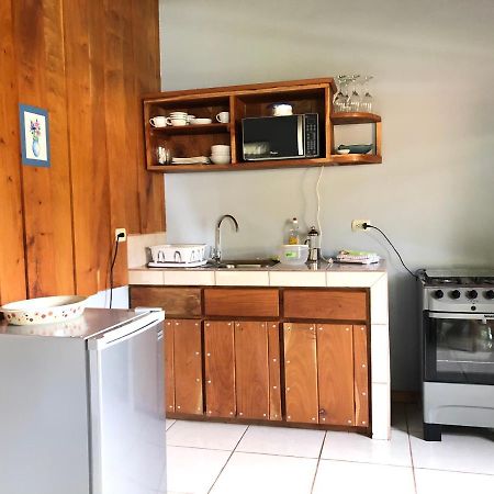 Monte Fresco Hostel Boutique Puntarenas Esterno foto
