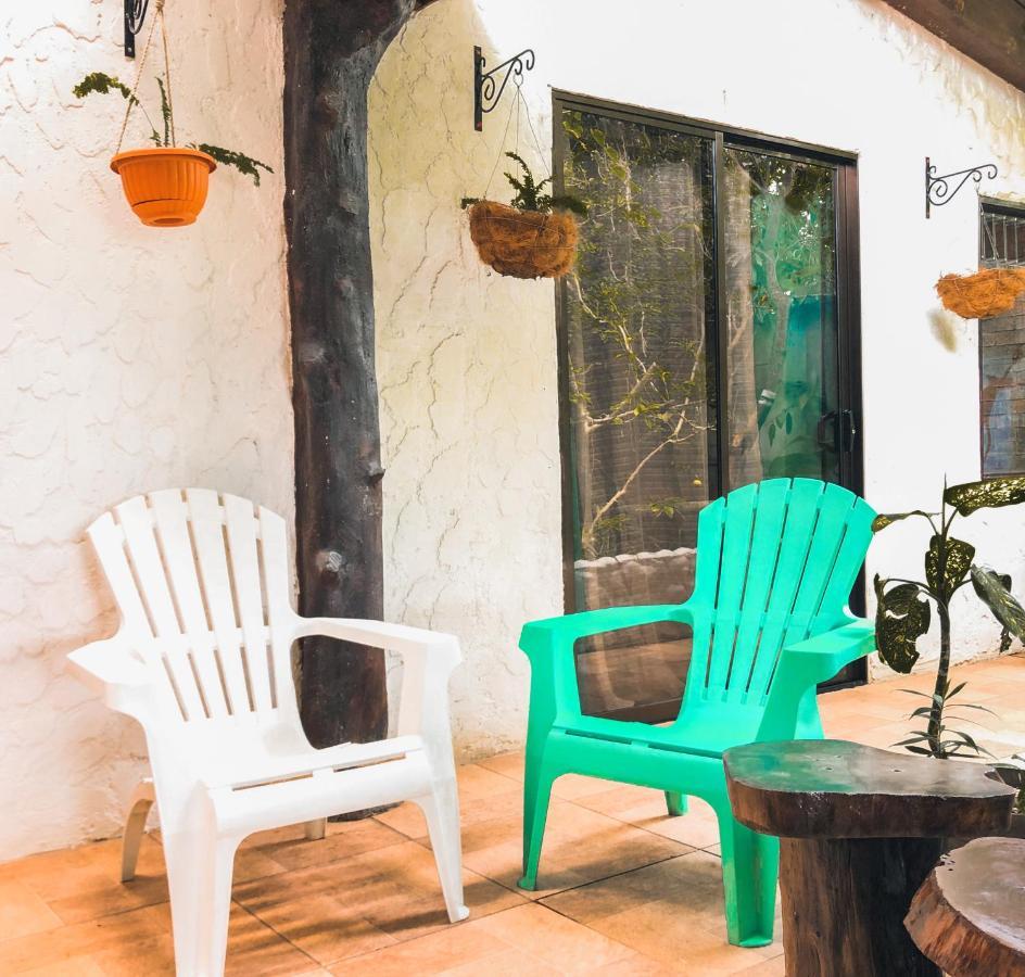 Monte Fresco Hostel Boutique Puntarenas Esterno foto