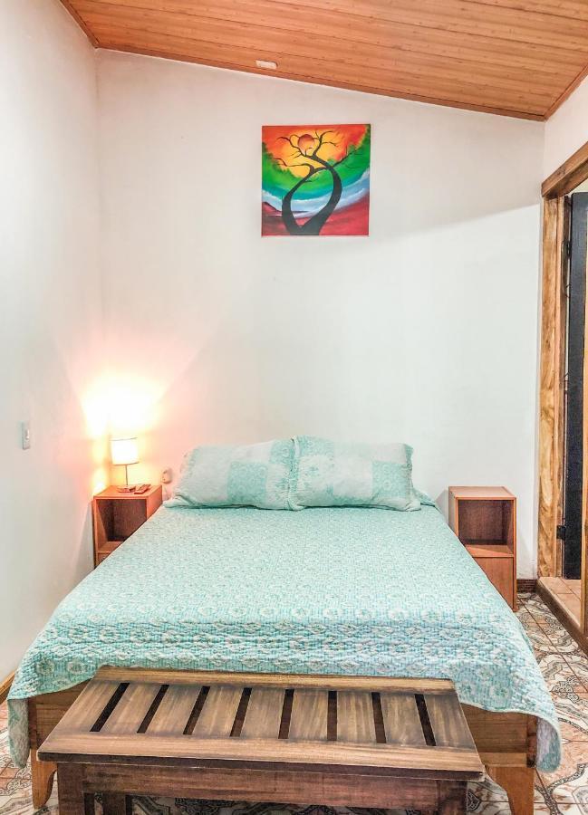Monte Fresco Hostel Boutique Puntarenas Esterno foto