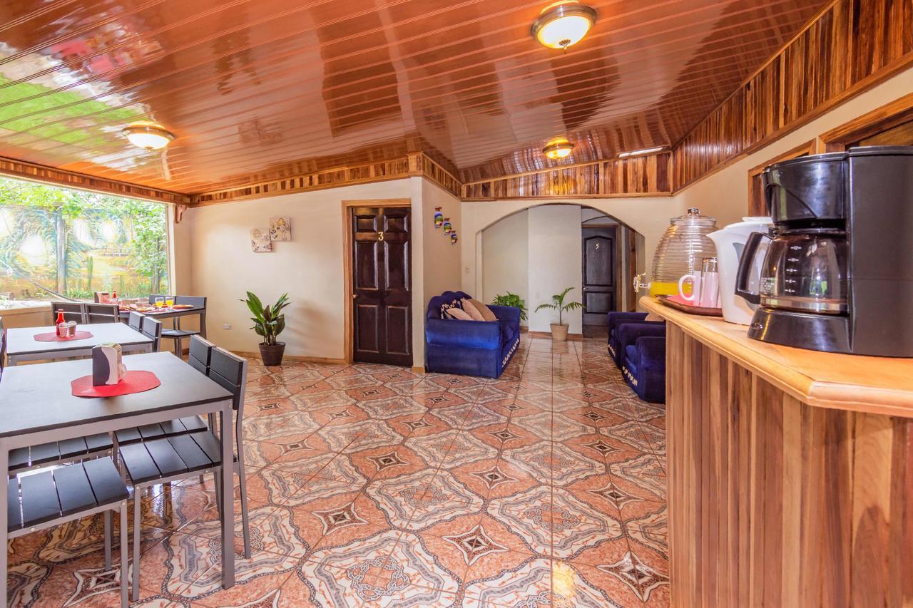 Monte Fresco Hostel Boutique Puntarenas Esterno foto